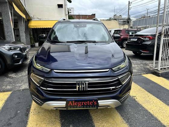 FIAT TORO 2.0 16V TURBO DIESEL VOLCANO 4WD AT9 FIAT TORO 2.0 16V TURBO DIESEL VOLCANO 4WD AT9